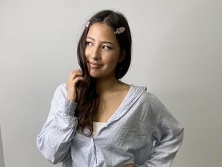 cam girl masturbating with vibrator SuzannHedtke