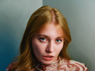 striptease show TianaTinn