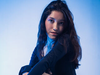 free live cam chat TrinityNova