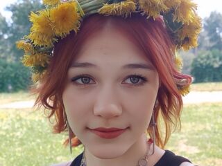 cam girl fingering pussy TristaBordonaro