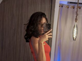 naughty camgirl masturbating with vibrator VixenKitty