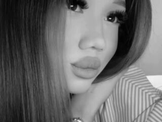 naked webcamgirl ZellaRessler